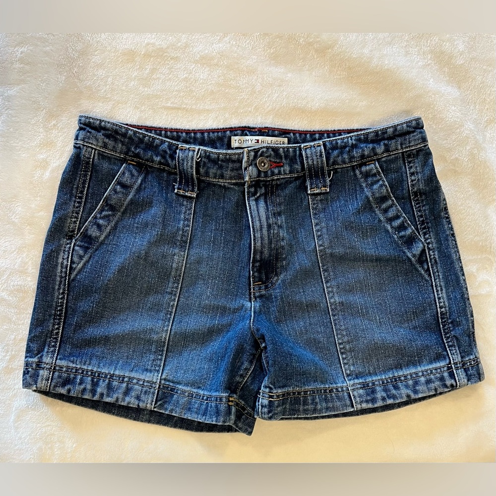 ⭐️B2G1⭐️ TOMMY HILFIGER VINTAGE JEAN SHORTS